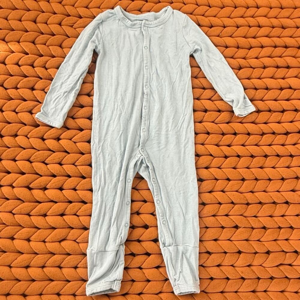 Kyte Baby Bamboo Snap Up Romper Light Gray One Piece 12-18 Months Gender Neutral
